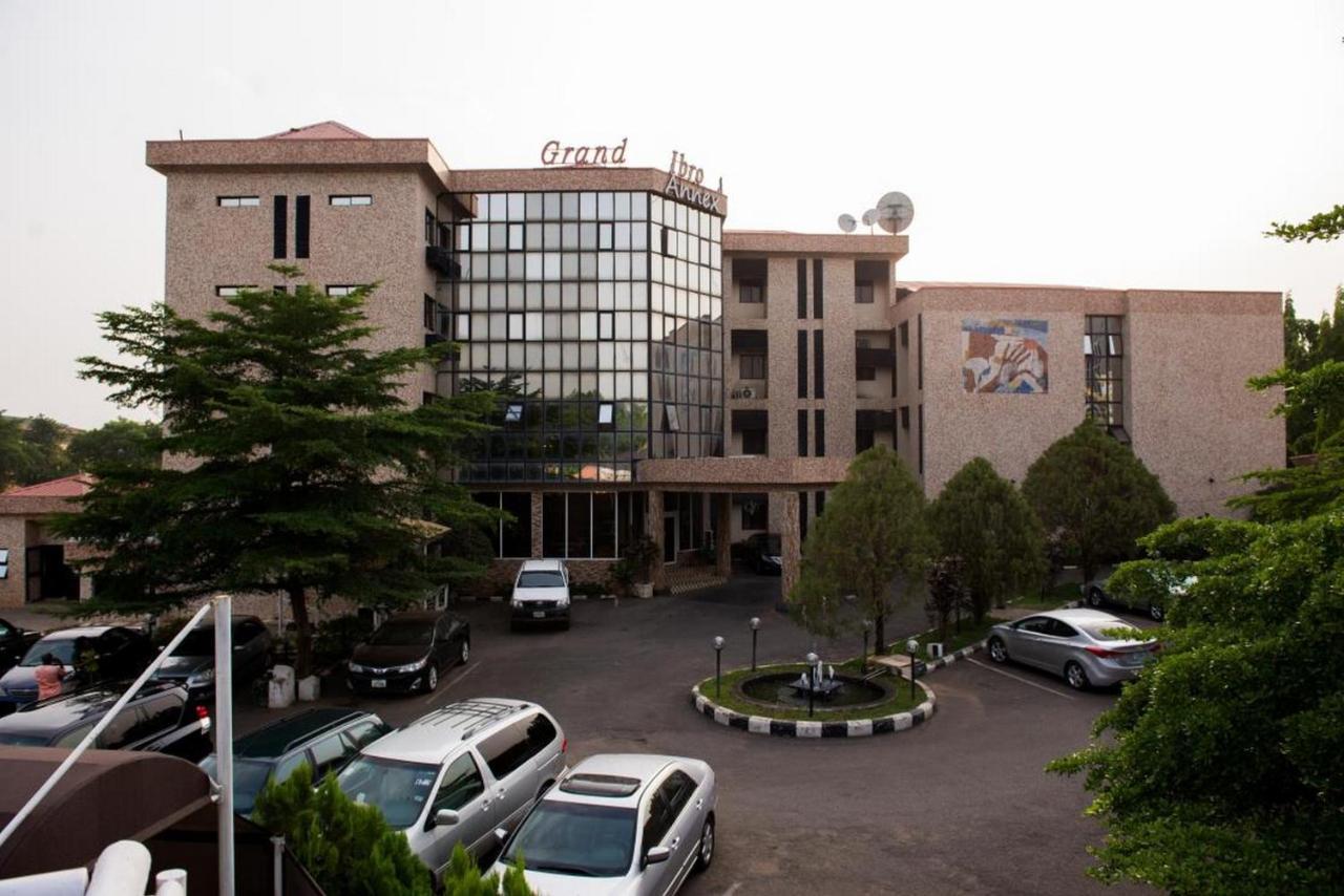 Room In Lodge - Grand Ibro Hotel Abuja Jabi Exterior foto